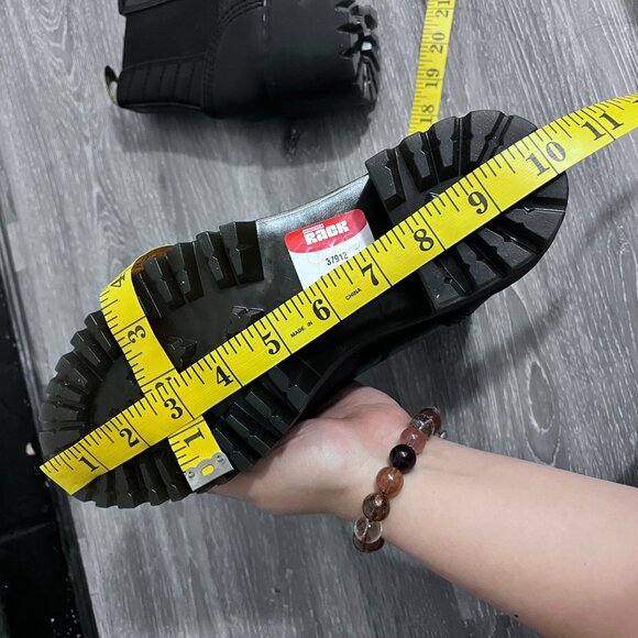 NWT Dr. Martens Rozalie Distressed Patent Heeled Chelsea Boots Sz 7 US - Picture 11 of 12